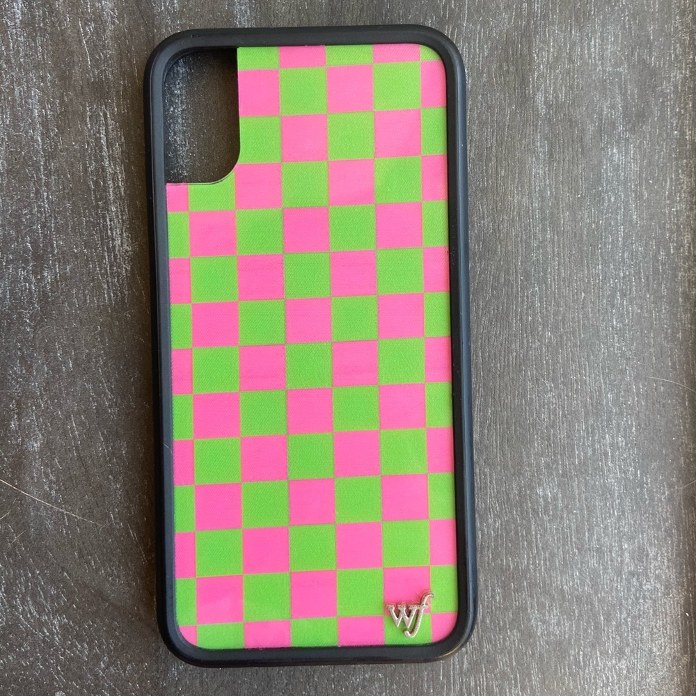 checkered wildflower phone case X/XS